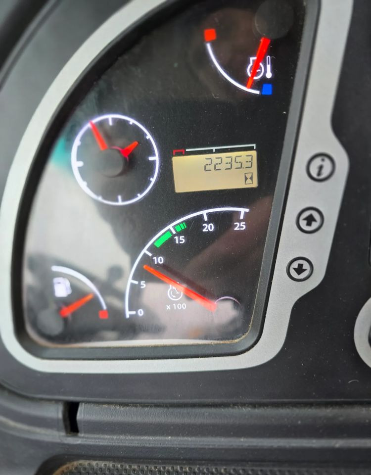 JCB - Backhoe loader: picture 4 JCB - Backhoe loader: picture 4