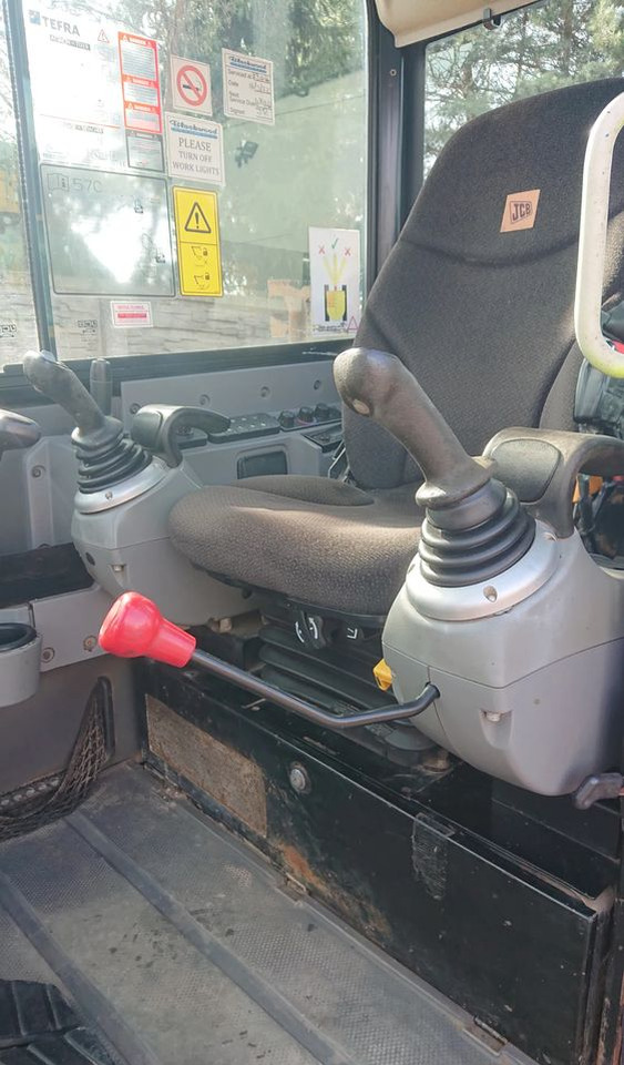 JCB - Crawler excavator: picture 4 JCB - Crawler excavator: picture 4