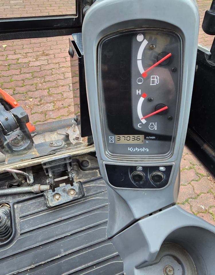 Mini excavator Kubota: picture 6