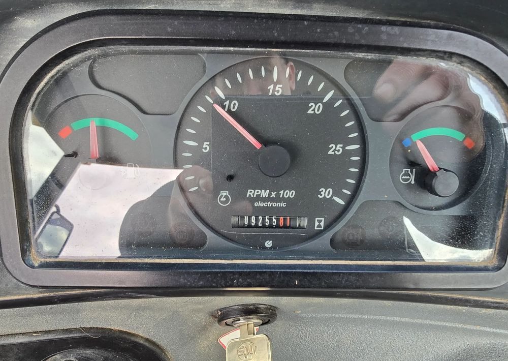 New Holland - Backhoe loader: picture 4 New Holland - Backhoe loader: picture 4