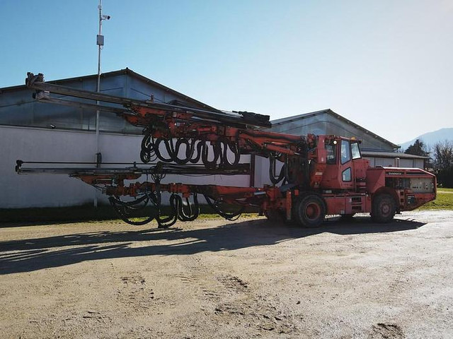 Tamrock AXERA T12 DATA-3.15 - Drilling rig: picture 2 Tamrock AXERA T12 DATA-3.15 - Drilling rig: picture 2