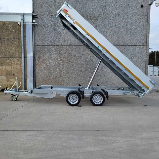 EDUARD TRI BENNE 406X200 - Tipper trailer: picture 4 EDUARD TRI BENNE 406X200 - Tipper trailer: picture 4