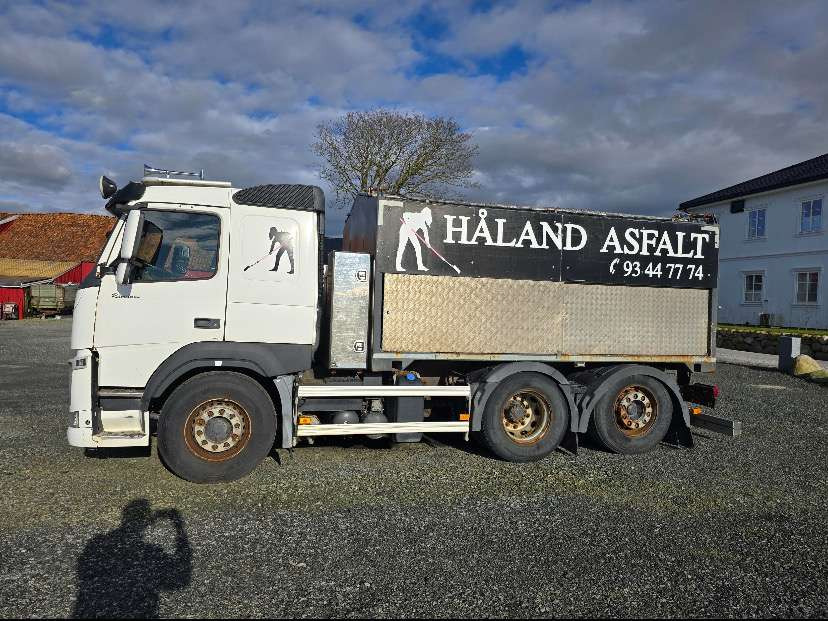 2015 Volvo FM 370 EU-GODKJENT - Asphalt machine: picture 2 2015 Volvo FM 370 EU-GODKJENT - Asphalt machine: picture 2