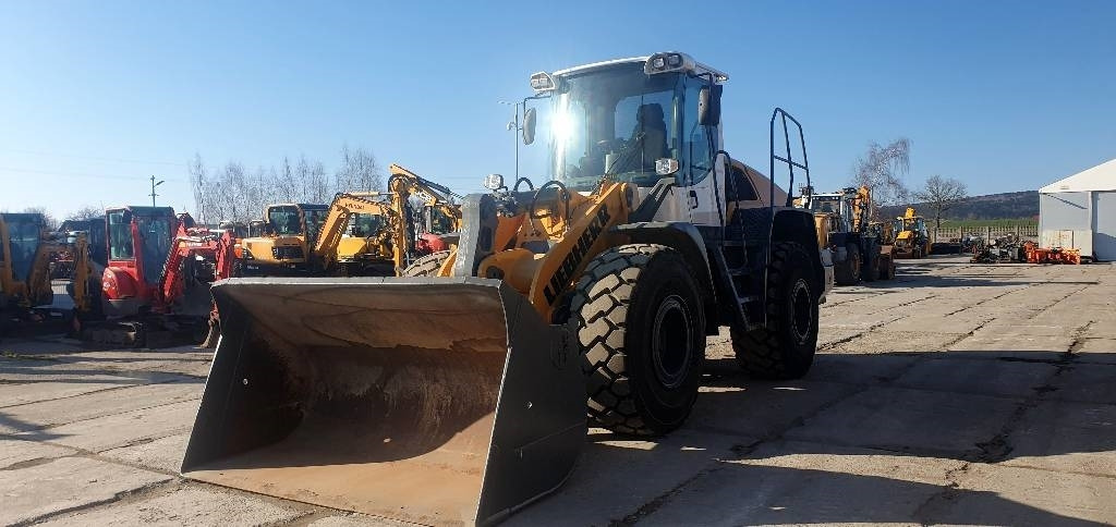 Liebherr L 550 - Wheel loader: picture 1 Liebherr L 550 - Wheel loader: picture 1