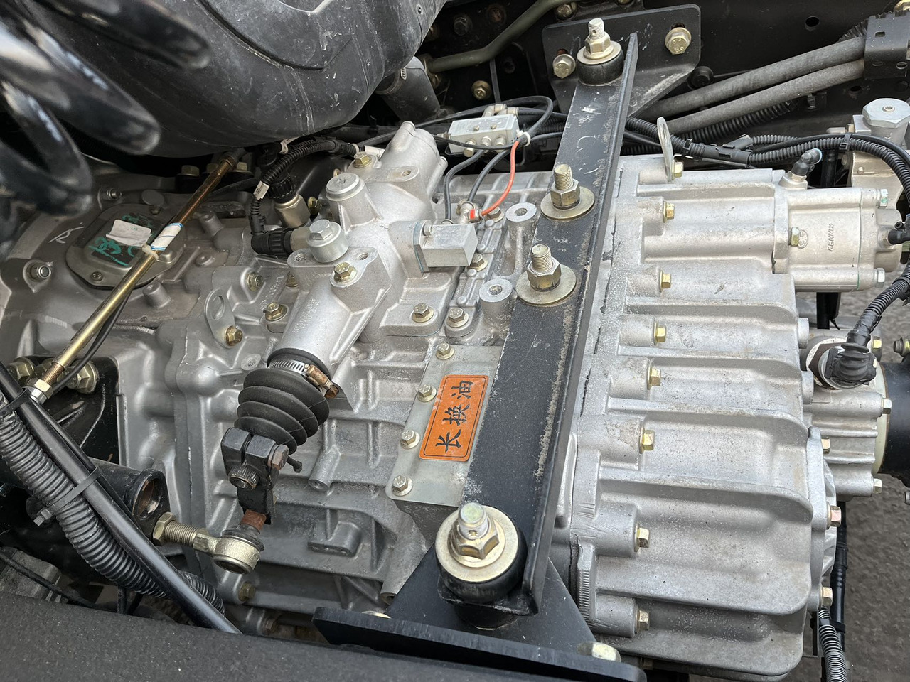 FAW J6P - Tractor unit: picture 5 FAW J6P - Tractor unit: picture 5