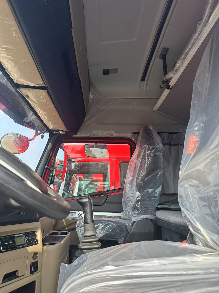 HOHAN - Tractor unit: picture 2 HOHAN - Tractor unit: picture 2