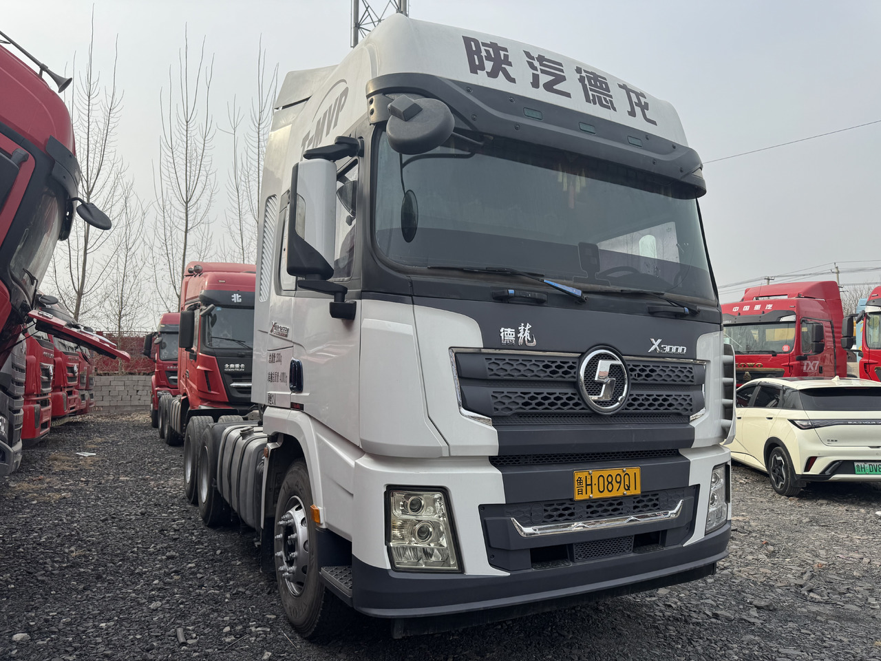 SHACMAN X3000 - Tractor unit: picture 2 SHACMAN X3000 - Tractor unit: picture 2