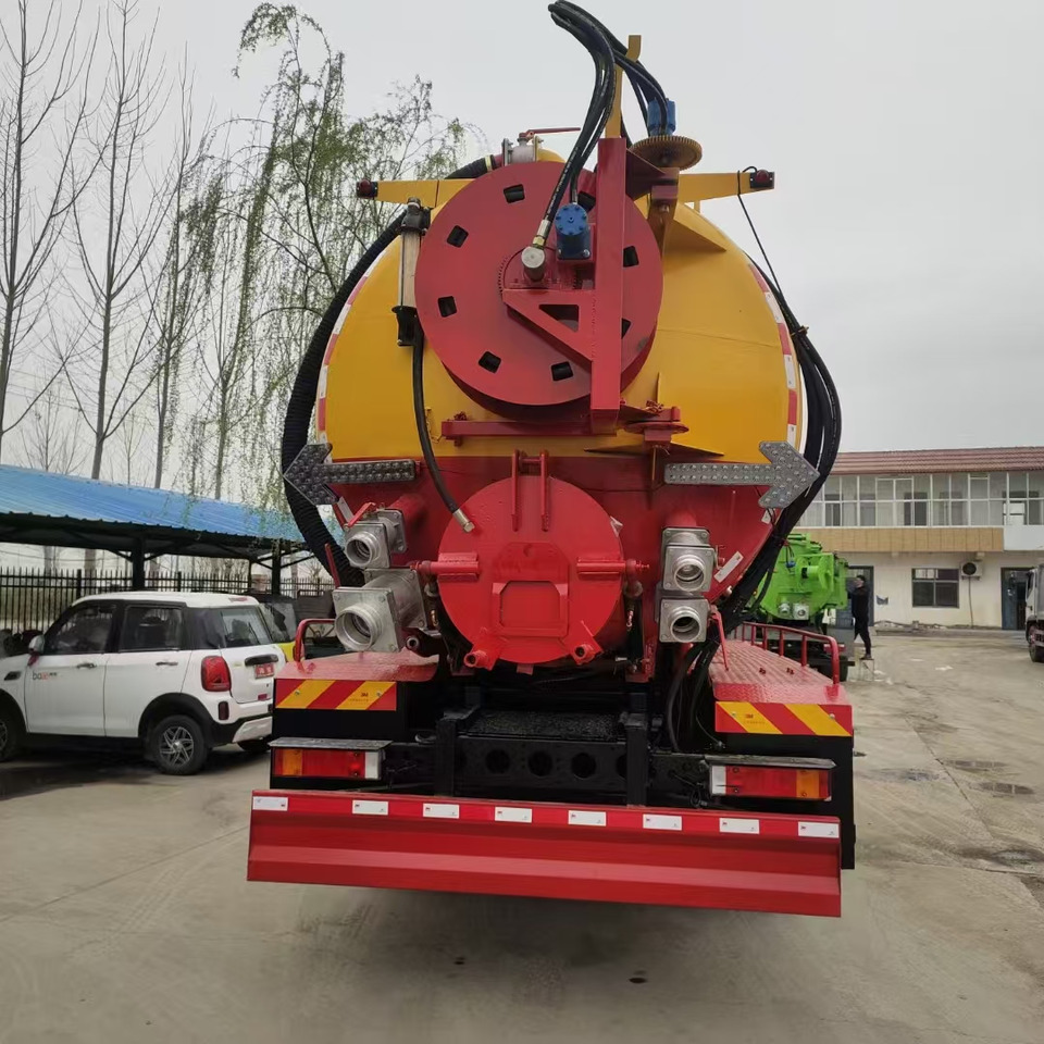 DONFENG - Utility/ Special vehicle: picture 2 DONFENG - Utility/ Special vehicle: picture 2