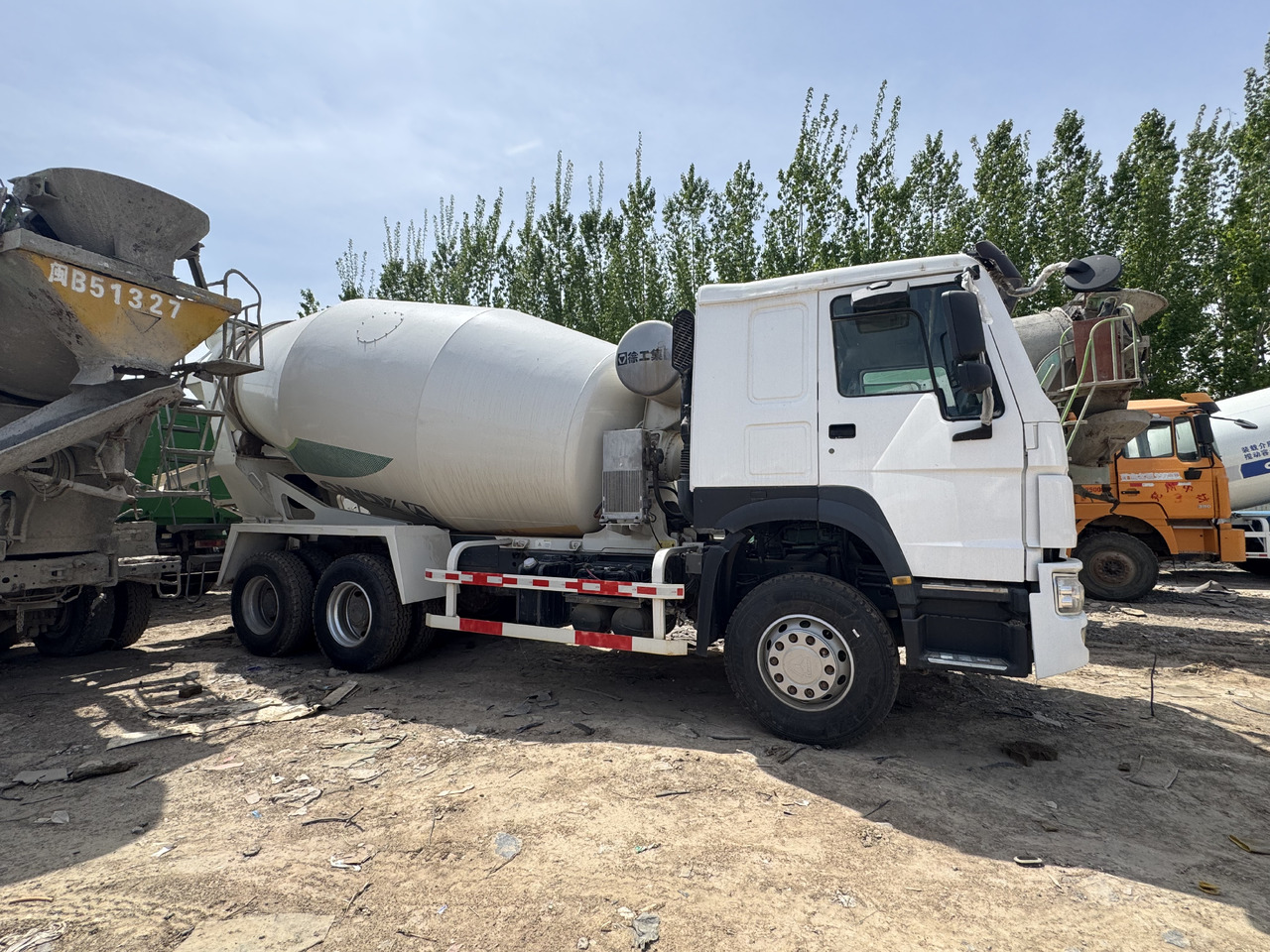 Howo  - Concrete mixer truck: picture 5 Howo  - Concrete mixer truck: picture 5