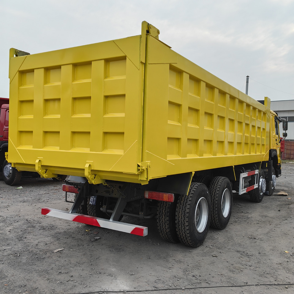 Sinotruckhowo - Tipper: picture 4 Sinotruckhowo - Tipper: picture 4