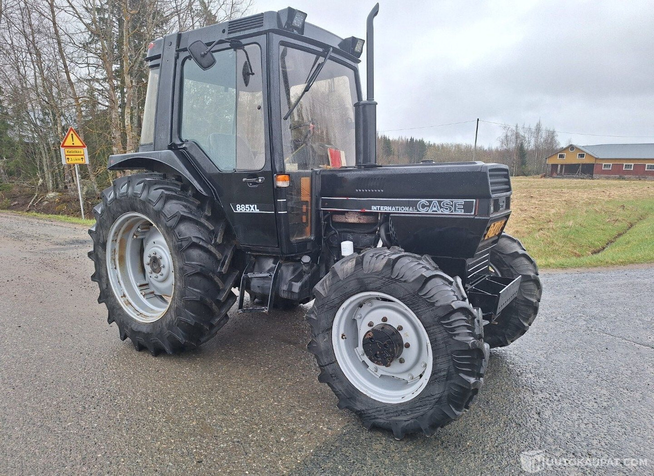 Case IH 885XL, 1988, 4.4 l, Diesel, 7 900 h Traktori, Akaa - Agricultural machinery: picture 3 Case IH 885XL, 1988, 4.4 l, Diesel, 7 900 h Traktori, Akaa - Agricultural machinery: picture 3