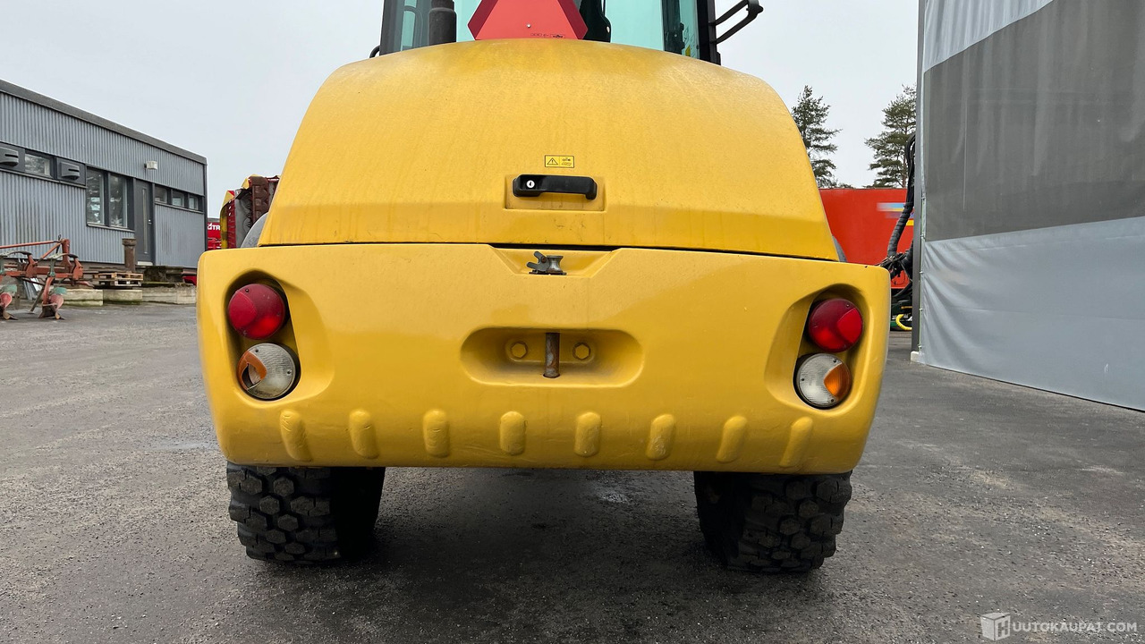 New Holland W80 TC HIGHSP, 2008, pyöräkuormaaja, Seinäjoki - Agricultural machinery: picture 3 New Holland W80 TC HIGHSP, 2008, pyöräkuormaaja, Seinäjoki - Agricultural machinery: picture 3