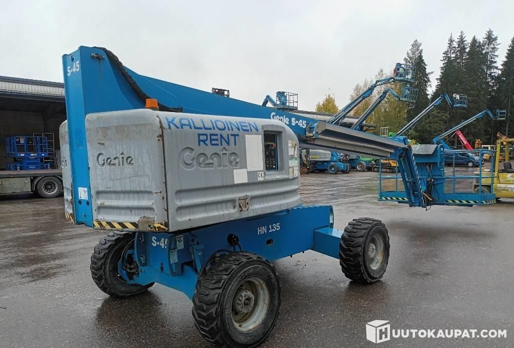 Genie S-45 RT, boom lift, rough-terrain, 2003, Hyvinkää - Telescopic boom: picture 5 Genie S-45 RT, boom lift, rough-terrain, 2003, Hyvinkää - Telescopic boom: picture 5