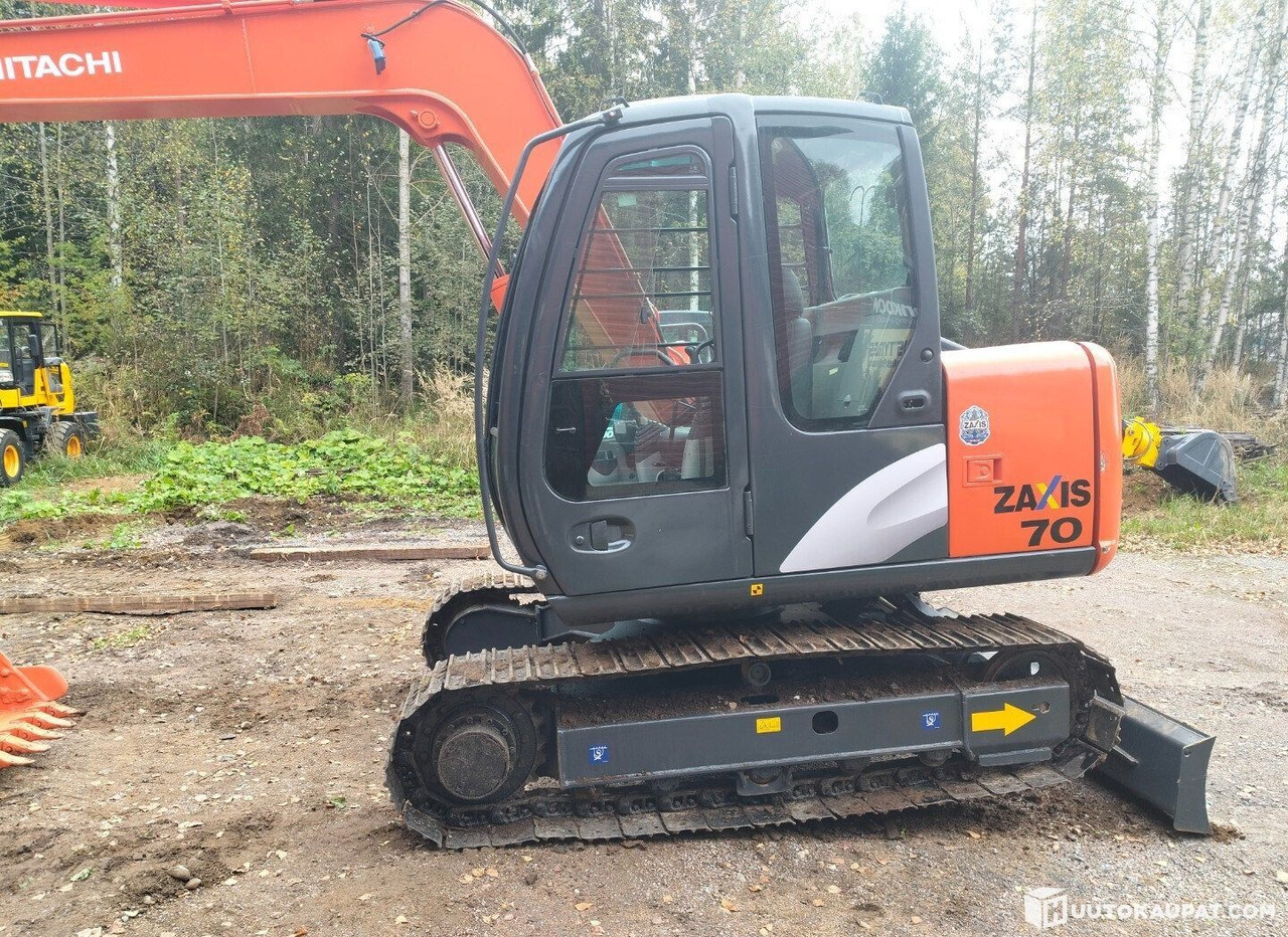Hitachi ZX70, Diesel, 3,838 h Excavator, Akaa - Crawler excavator: picture 1 Hitachi ZX70, Diesel, 3,838 h Excavator, Akaa - Crawler excavator: picture 1