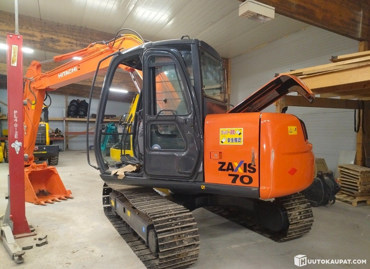 Hitachi ZX70, Diesel Excavator, Akaa - Crawler excavator: picture 1 Hitachi ZX70, Diesel Excavator, Akaa - Crawler excavator: picture 1