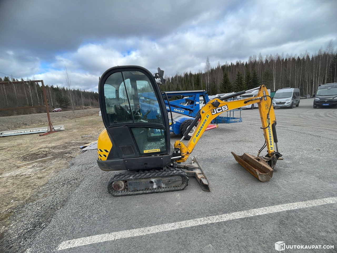 JCB 8081 Excavator, widening undercarriage, Muurame - Mini excavator: picture 4 JCB 8081 Excavator, widening undercarriage, Muurame - Mini excavator: picture 4