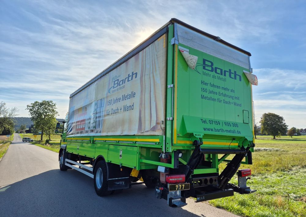 MAN Tgm 18.320 FULL SERWIS UNIKAT TOP ORYGINALNY PRZEBIEG z Niemiec AUTOMAT WINDA ACC Pirelli klima postojowa 18.250 18.290 15.250 15.290 15.320 - Curtainsider truck: picture 4 MAN Tgm 18.320 FULL SERWIS UNIKAT TOP ORYGINALNY PRZEBIEG z Niemiec AUTOMAT WINDA ACC Pirelli klima postojowa 18.250 18.290 15.250 15.290 15.320 - Curtainsider truck: picture 4