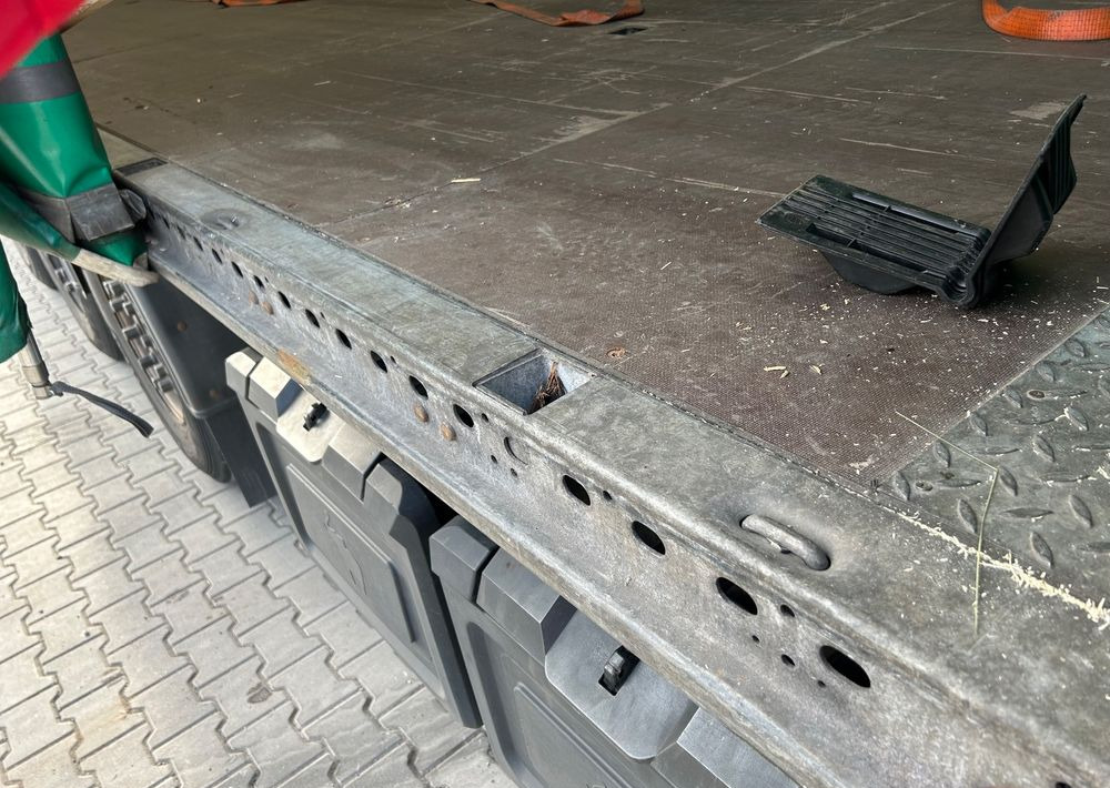 Schmitz Cargobull Standard 5x2018 podnoszony dach z Niemiec / OŚ PODNOSZONA / ładne opony / od pierwszego właściciela / OKAZJA - Curtainsider semi-trailer: picture 4 Schmitz Cargobull Standard 5x2018 podnoszony dach z Niemiec / OŚ PODNOSZONA / ładne opony / od pierwszego właściciela / OKAZJA - Curtainsider semi-trailer: picture 4