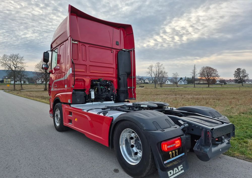 DAF XF 480 2021 Alufelgi opony 90% SSC TOP STANDARD / DUŻE KOTŁY / z Polski / jeden właściciel super zadbane SERWISOWANE - Tractor unit: picture 4 DAF XF 480 2021 Alufelgi opony 90% SSC TOP STANDARD / DUŻE KOTŁY / z Polski / jeden właściciel super zadbane SERWISOWANE - Tractor unit: picture 4