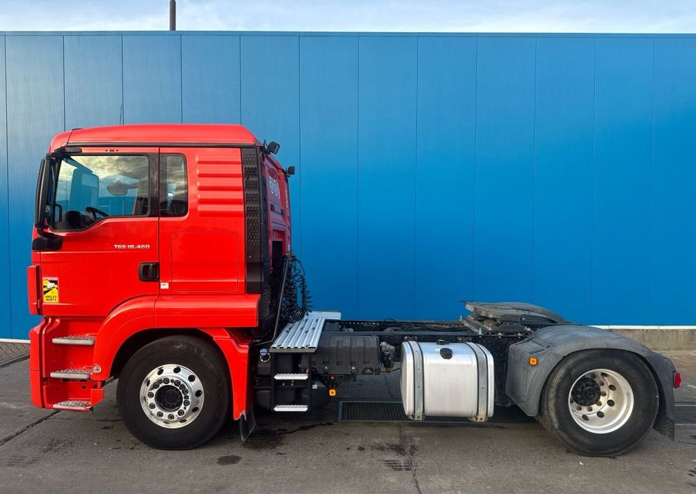 MAN TGS 18.460 NAUKA JAZDY ELKA AUTOMAT 4x2 STANDARD 315/70r22.5 SUPER STAN TGX 470 460 420 430 500 510 400 360 410 320 - Tractor unit: picture 1 MAN TGS 18.460 NAUKA JAZDY ELKA AUTOMAT 4x2 STANDARD 315/70r22.5 SUPER STAN TGX 470 460 420 430 500 510 400 360 410 320 - Tractor unit: picture 1