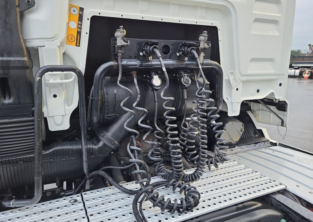 MAN TGS 470 18.400 NAUKA JAZDY STANDARD 4x2 / TGX 18.360 400 510 460 500 TOP STAN / ŚWIEŻO SPROWADZONY - Tractor unit: picture 5 MAN TGS 470 18.400 NAUKA JAZDY STANDARD 4x2 / TGX 18.360 400 510 460 500 TOP STAN / ŚWIEŻO SPROWADZONY - Tractor unit: picture 5