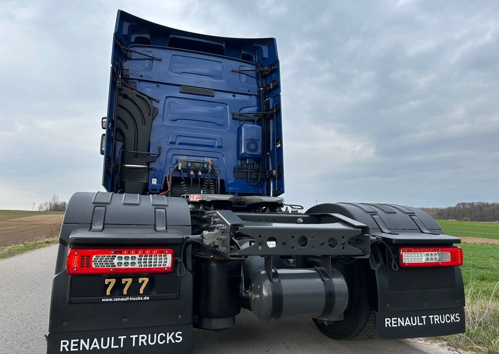 Renault T480 2022 VIN: ND ! 13l STANDARD STANDARD / NOWY MODEL z Niemiec / klima postojowa / T520 T440 / TOP STAN GAMA T - Tractor unit: picture 2 Renault T480 2022 VIN: ND ! 13l STANDARD STANDARD / NOWY MODEL z Niemiec / klima postojowa / T520 T440 / TOP STAN GAMA T - Tractor unit: picture 2