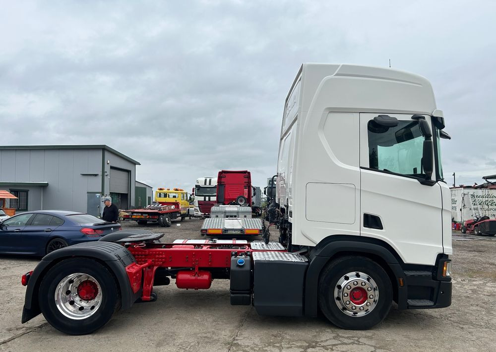 Scania R450 NAUKA JAZDY RETARDER STANDARD 7300kg / DOBRA POD WYWROTKĘ / KLIMA POSTOJOWA z Niemiec HYDRAULIKA - Tractor unit: picture 4 Scania R450 NAUKA JAZDY RETARDER STANDARD 7300kg / DOBRA POD WYWROTKĘ / KLIMA POSTOJOWA z Niemiec HYDRAULIKA - Tractor unit: picture 4
