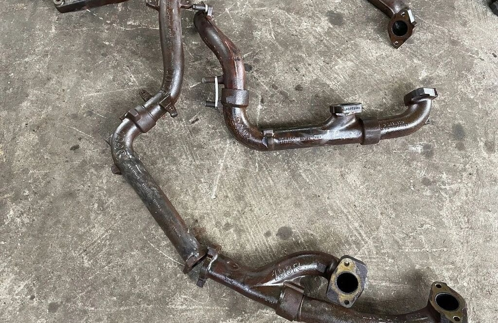 Scania R 730 V8 1906965   Scania R 730 V8 1906965 truck - Exhaust manifold for Truck: picture 3 Scania R 730 V8 1906965   Scania R 730 V8 1906965 truck - Exhaust manifold for Truck: picture 3