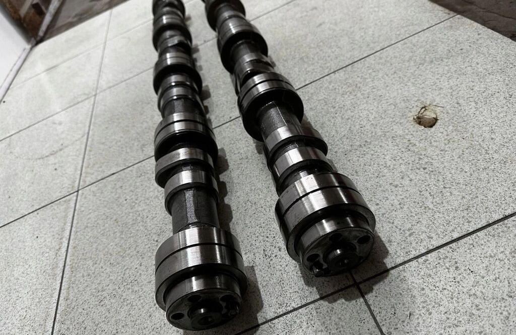 Scania R 730 V8 Scania R 730 V8 truck - Camshaft for Truck: picture 4 Scania R 730 V8 Scania R 730 V8 truck - Camshaft for Truck: picture 4