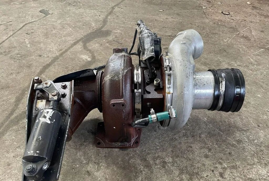 Scania Turbina R V8 Scania Turbina Scania R V8 truck - Turbo for Truck: picture 4 Scania Turbina R V8 Scania Turbina Scania R V8 truck - Turbo for Truck: picture 4