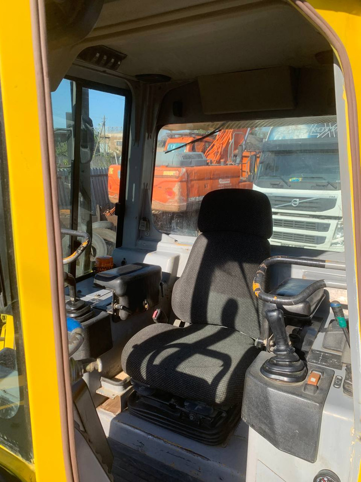 CATERPILLAR D5G - Bulldozer: picture 2 CATERPILLAR D5G - Bulldozer: picture 2