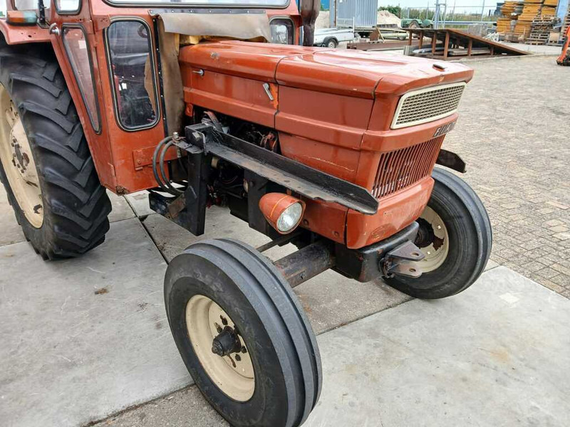 Farm tractor Fiat 640/8: picture 8