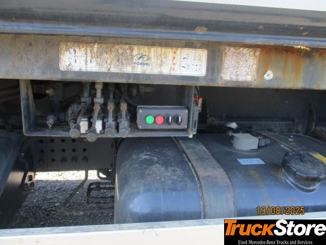 Mercedes-Benz Arocs 1845 LK - Skip loader truck: picture 5 Mercedes-Benz Arocs 1845 LK - Skip loader truck: picture 5