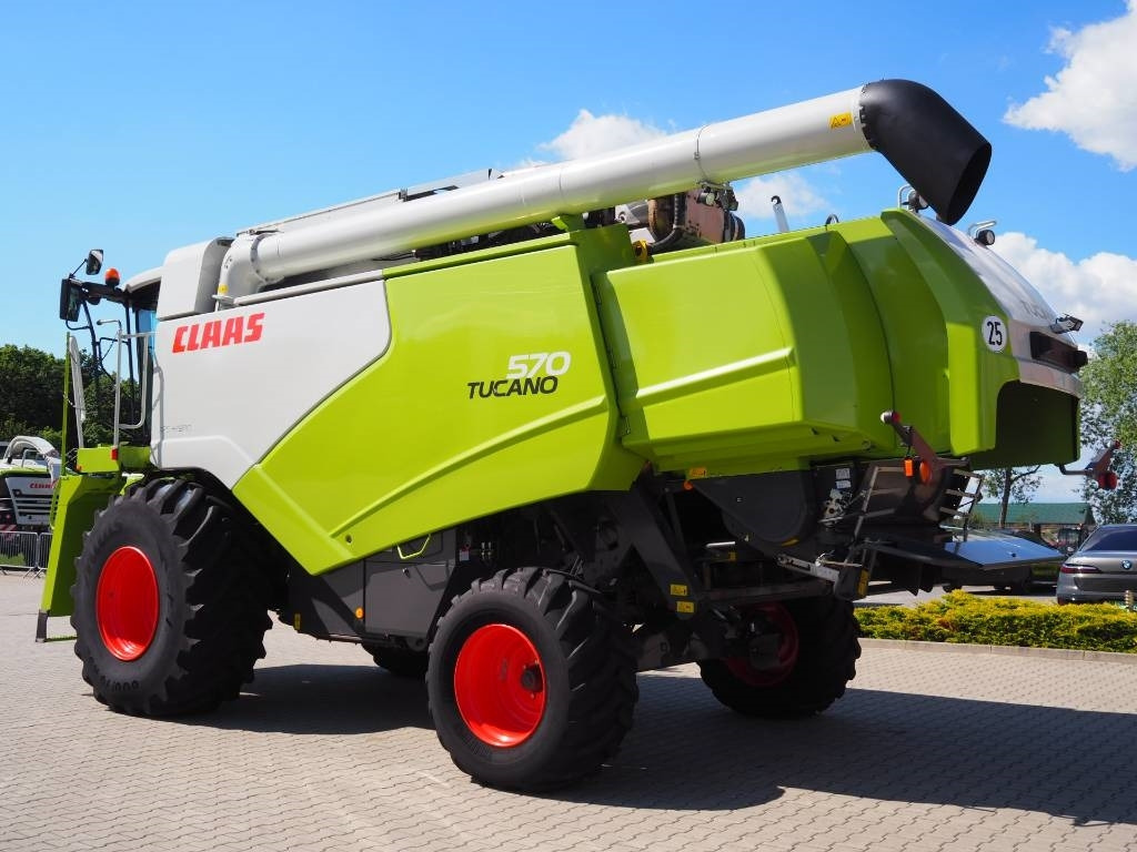Claas Tucano 570 GPS + V770 - Combine harvester: picture 2 Claas Tucano 570 GPS + V770 - Combine harvester: picture 2
