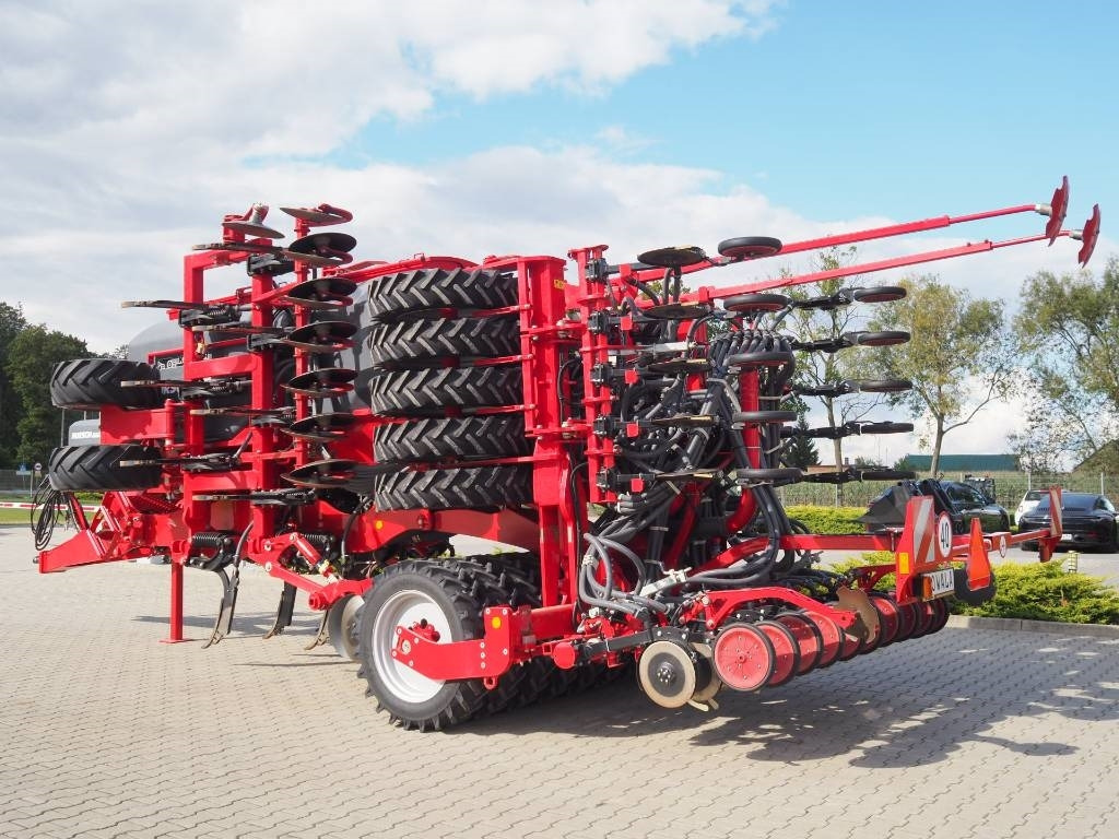Horsch Focus 6 TD  - Combine seed drill: picture 2 Horsch Focus 6 TD  - Combine seed drill: picture 2