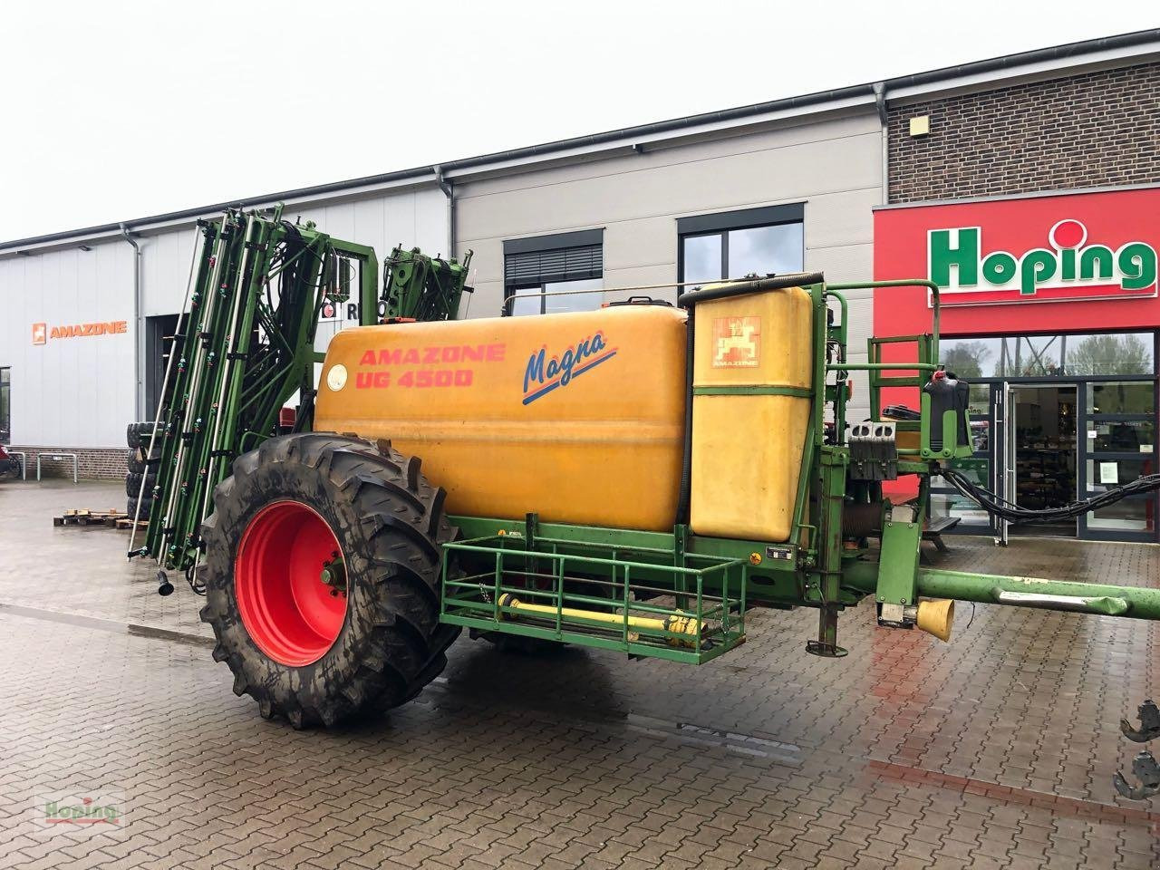 Amazone UG4500 - Trailed sprayer: picture 2 Amazone UG4500 - Trailed sprayer: picture 2