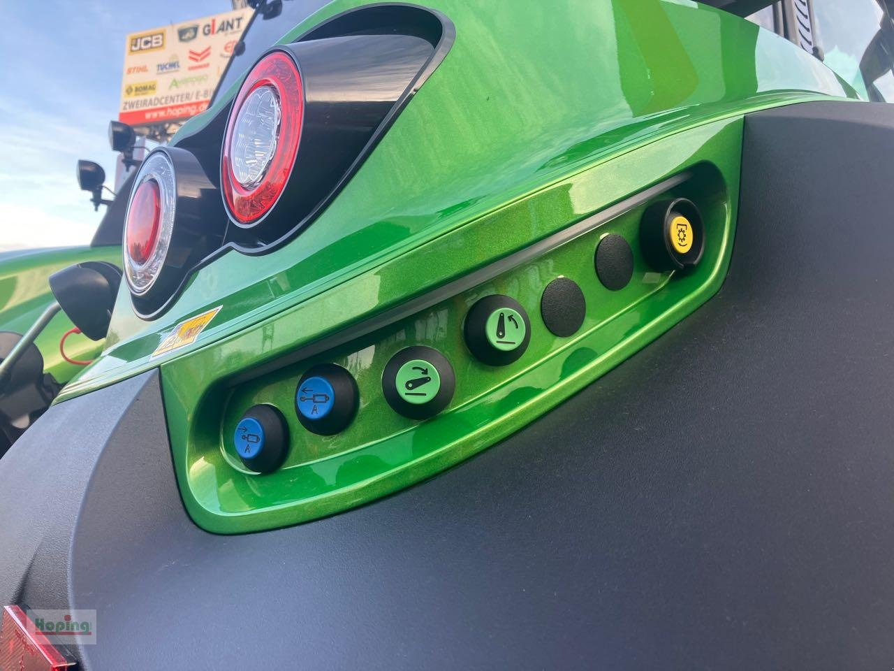 Deutz-Fahr 6180 TTV 30 Jahre Edition - Farm tractor: picture 5 Deutz-Fahr 6180 TTV 30 Jahre Edition - Farm tractor: picture 5