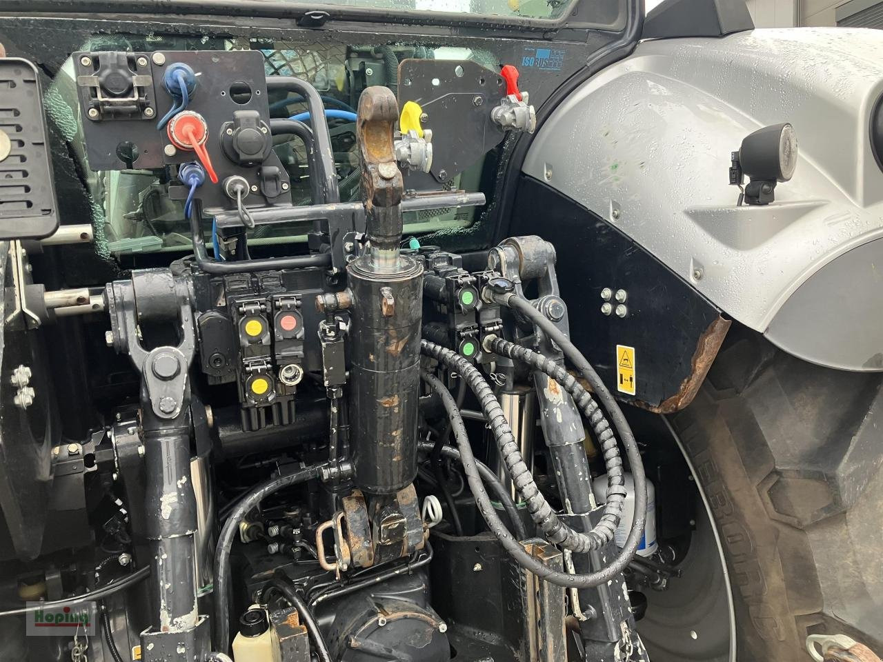 Deutz-Fahr 6185 Agrotron TTV Vo - Farm tractor: picture 4 Deutz-Fahr 6185 Agrotron TTV Vo - Farm tractor: picture 4