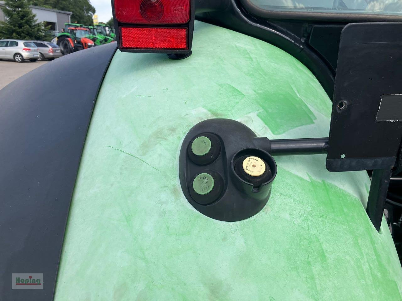 Farm tractor Deutz-Fahr Agrotron TTV 420: picture 8