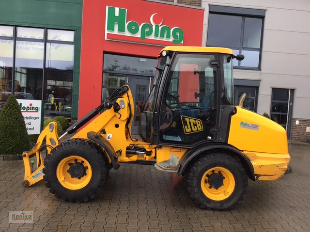 JCB 406 - Wheel loader: picture 1 JCB 406 - Wheel loader: picture 1