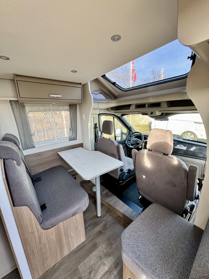 Semi-integrated motorhome CARADO T447 pro+ , AC DOMETIC , camera, awning, radio, ALU, LPG, spare tire: picture 10