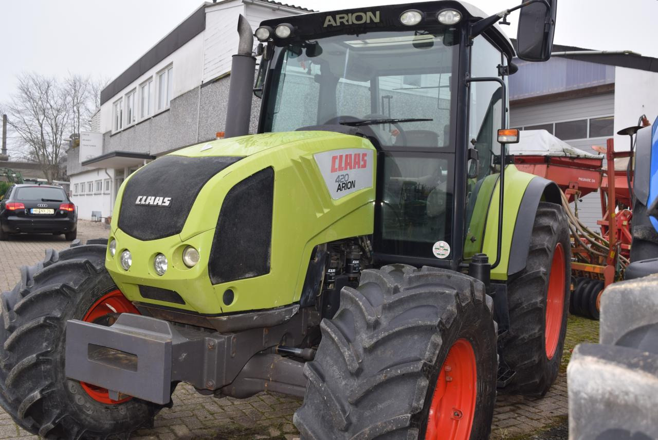 CLAAS Arion 420 CIS - Farm tractor: picture 2 CLAAS Arion 420 CIS - Farm tractor: picture 2