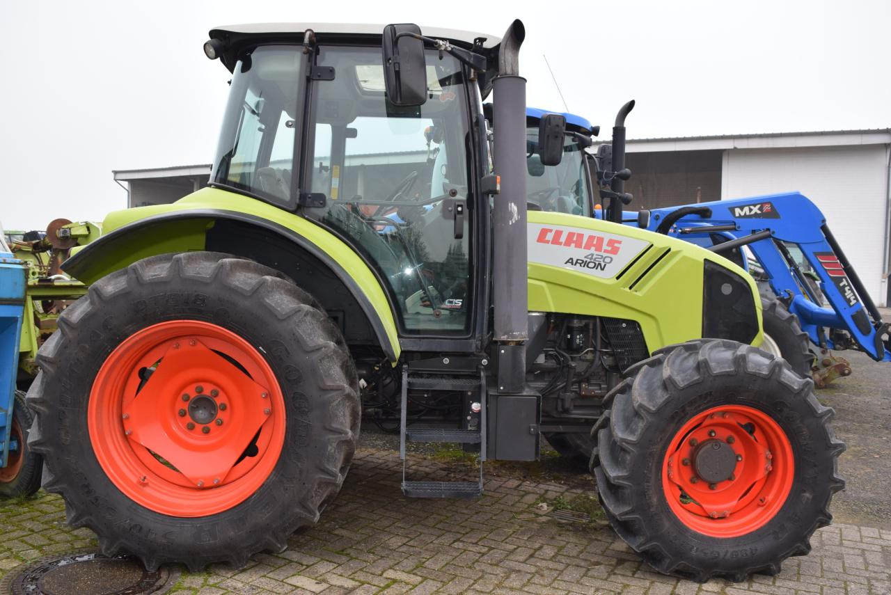 CLAAS Arion 420 CIS - Farm tractor: picture 1 CLAAS Arion 420 CIS - Farm tractor: picture 1