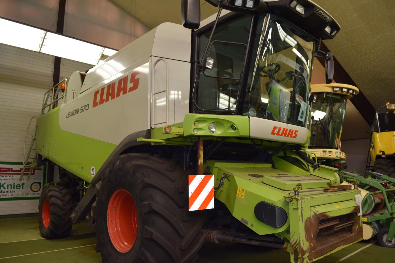 CLAAS Lexion 570 - Combine harvester: picture 3 CLAAS Lexion 570 - Combine harvester: picture 3