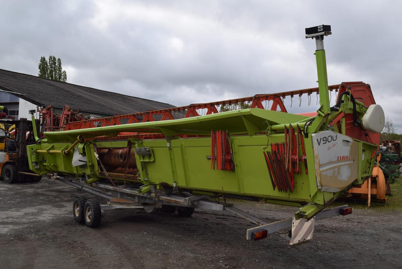 CLAAS V900 *Schneidwerk* - Combine header: picture 1 CLAAS V900 *Schneidwerk* - Combine header: picture 1