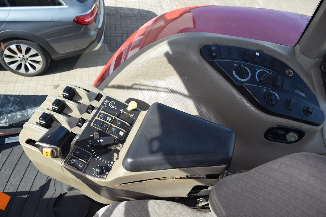 Farm tractor Case-IH MX 285 Magnum Basis: picture 11