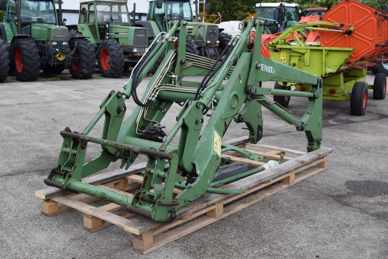 Fendt Frontlader für Serie 400 - Front loader for tractor: picture 1 Fendt Frontlader für Serie 400 - Front loader for tractor: picture 1