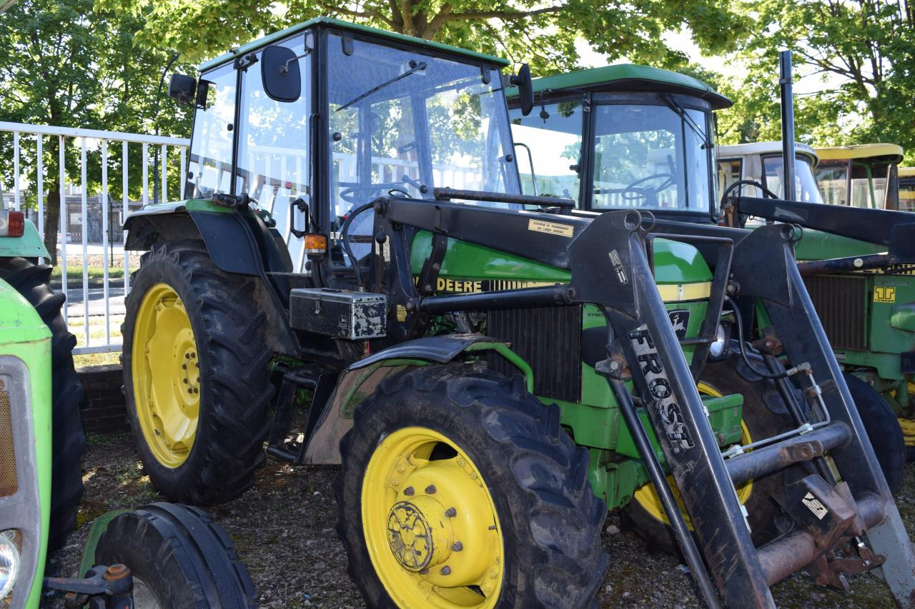 John Deere 1950 - Farm tractor: picture 1 John Deere 1950 - Farm tractor: picture 1