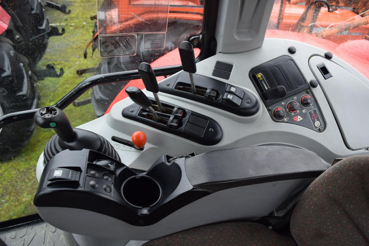 Leasing of Massey Ferguson MF 6480 Massey Ferguson MF 6480: picture 9