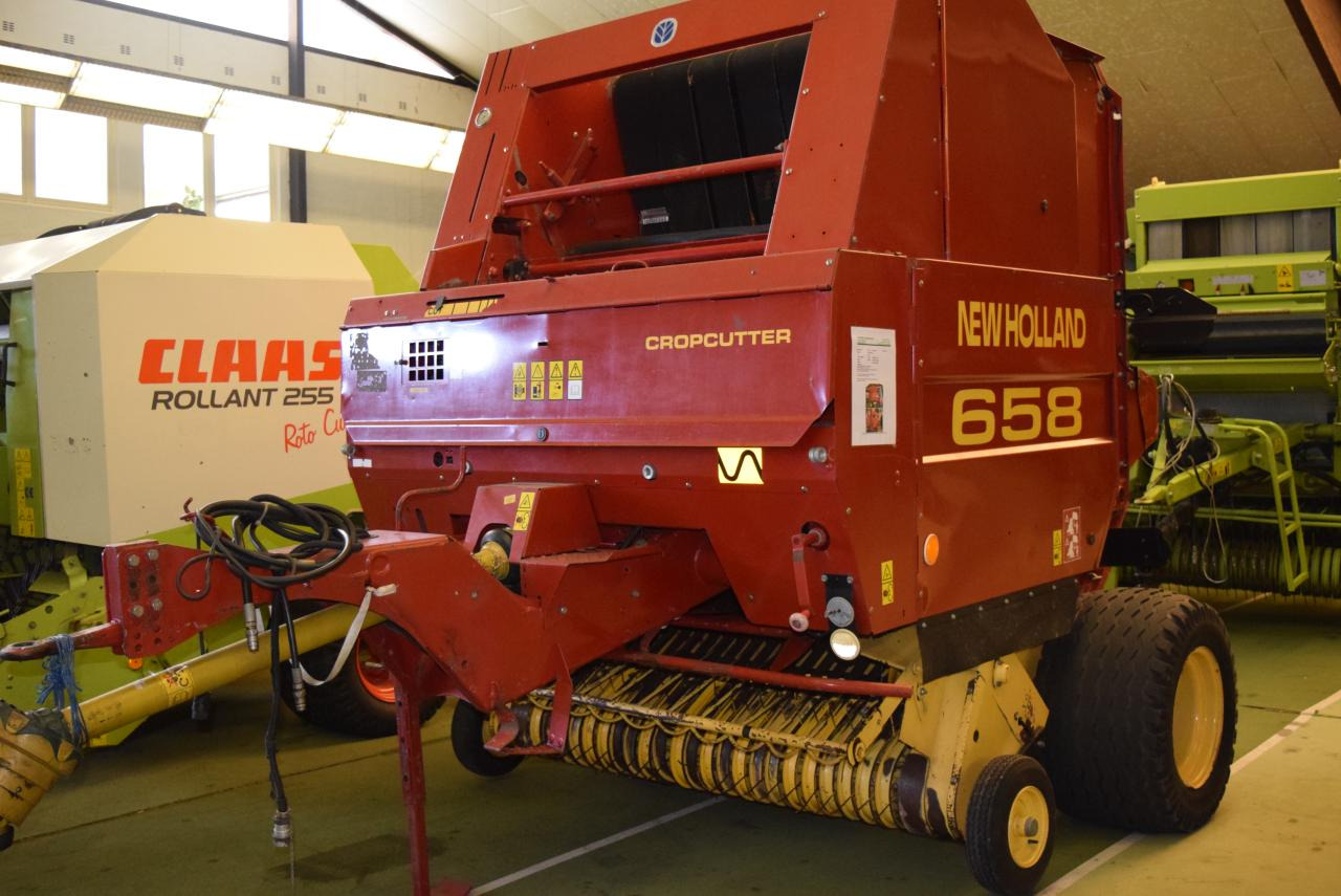 New Holland 658 - Round baler: picture 5 New Holland 658 - Round baler: picture 5